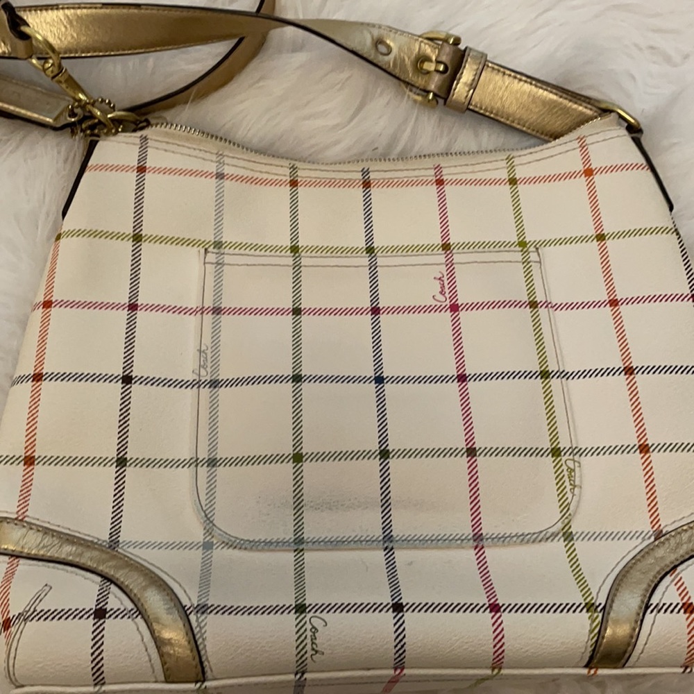 Spring Coach purse - Picture 3 of 6